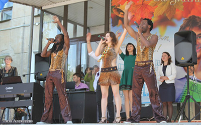 выступление студентов из Конго